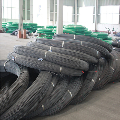울타리 재료 Q195 / Q235 고온 롤링 탄소 와이어 막 5.5mm / 6.5mm 표면 기름