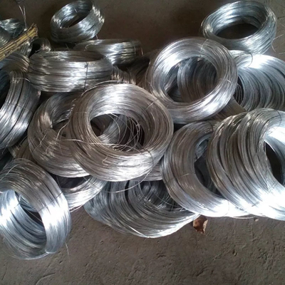 SAE 1008/1006 0.3mm-6.5mm ASTM 14 가이즈 포장을 위한 열 담긴 진열제 철선