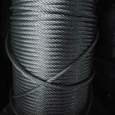 높은 튼튼성 전압 콘크리트 스트랜드 12.7mm ASTM 표준 기름 철 철사 로프